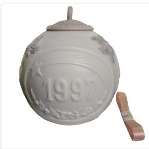 Lladro Vintage 1997 Christmas Ball